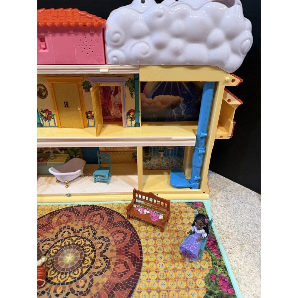 Disney Encanto Magical Casa Madrigal Playset House Lights & Sounds - Works